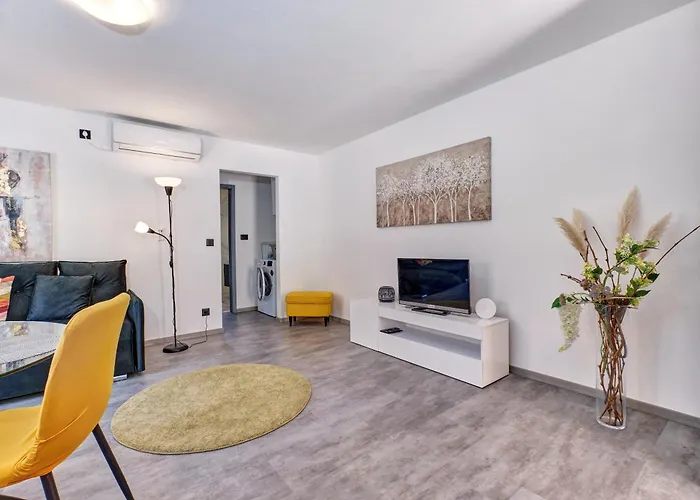 Providenca Ii * 말리로시니