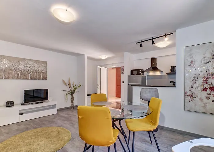 Providenca Ii 아파트