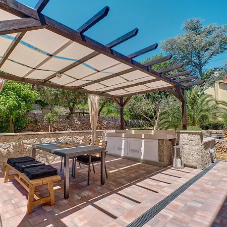 Providenca Ii Apartament Mali Lošinj