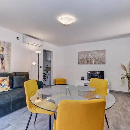 Apartament Providenca Ii