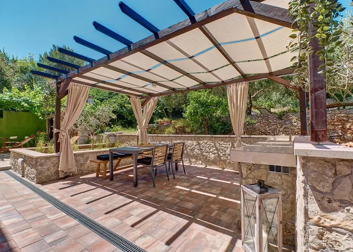 Providenca Ii * マリ・ロシニュ