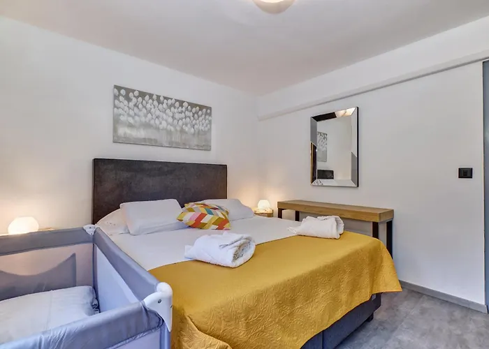 Providenca Ii マリ・ロシニュ